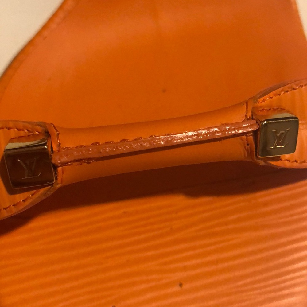 Louis Vuitton heels - Picture 3 of 8